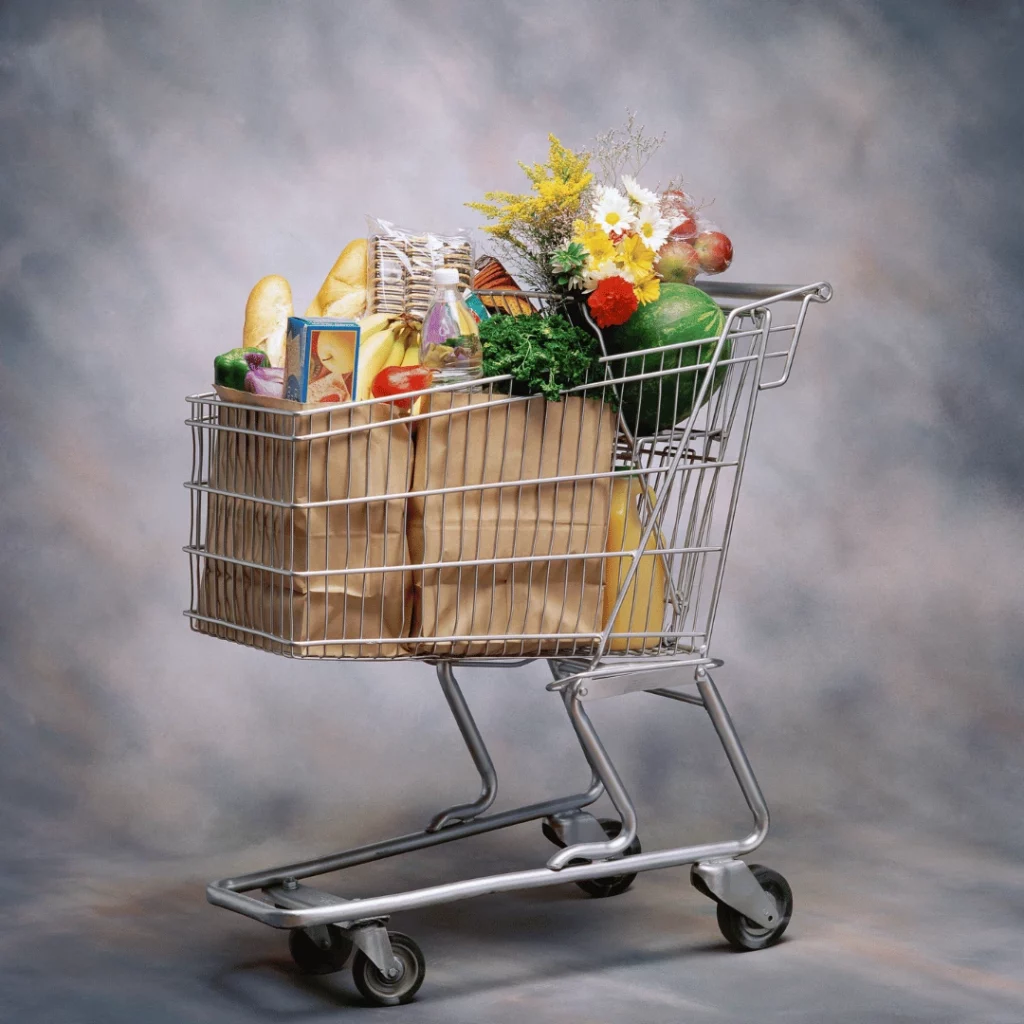 Chariot remplit de courses Chariot remplit de courses
